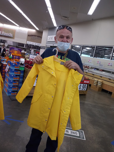 Supermarket «Hy-Vee», reviews and photos, 901 S 4th St, Clinton, IA 52732, USA