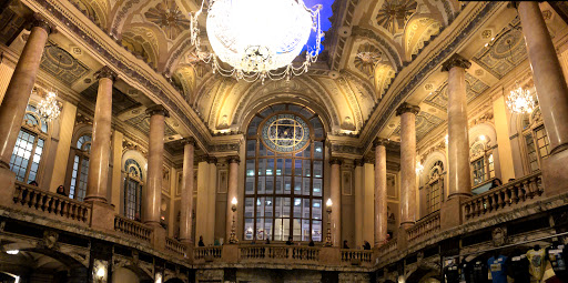 Performing Arts Theater «The Chicago Theatre», reviews and photos, 175 N State St, Chicago, IL 60601, USA