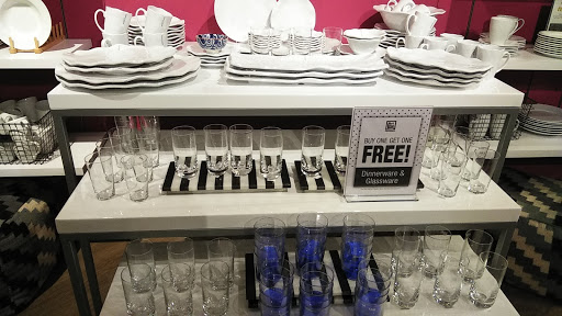 Furniture Store «Art Van Furniture», reviews and photos, 6500 E 14 Mile Rd, Warren, MI 48092, USA