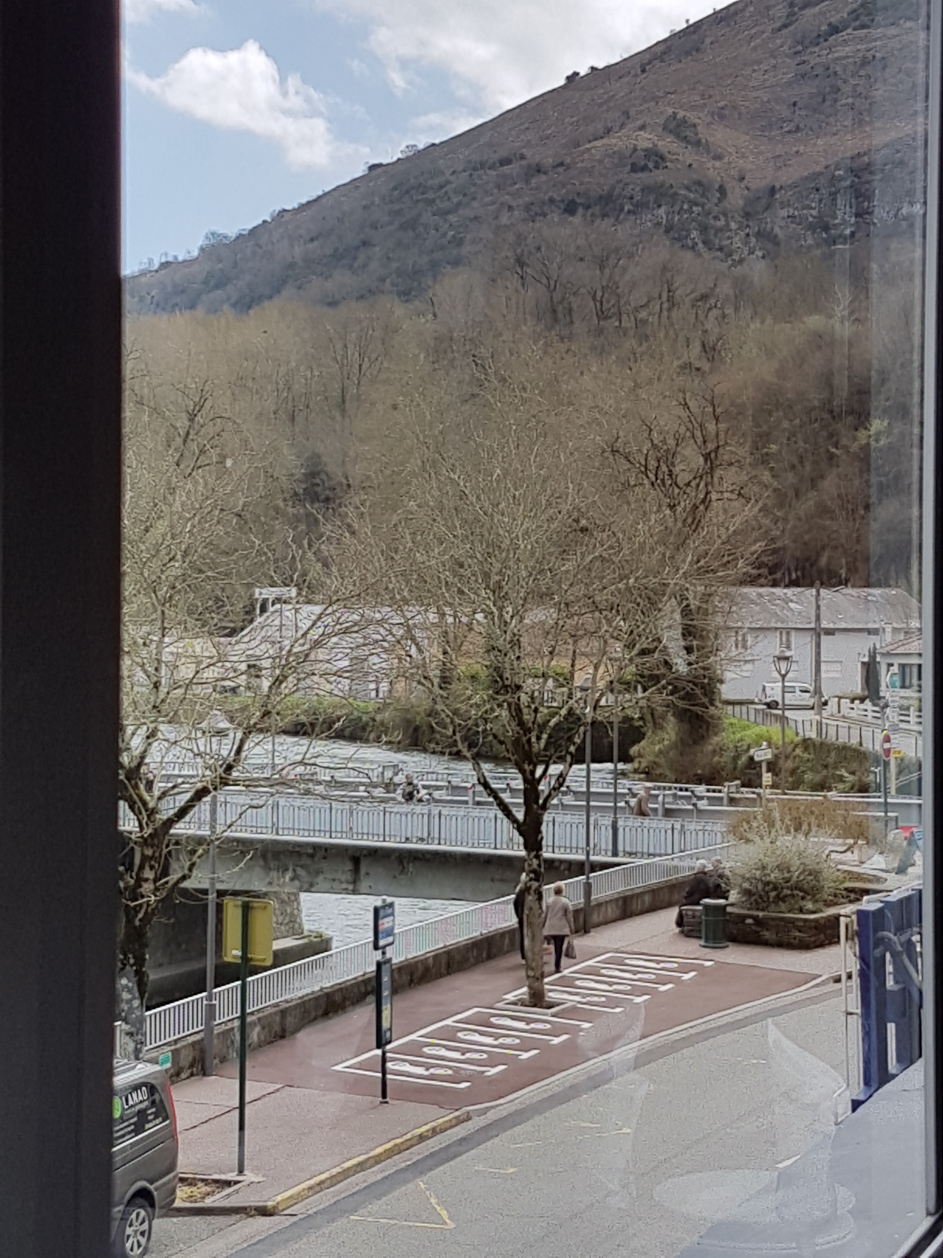 Photo n° 27 de l'avis de denis.o fait le 30/03/2018 à 17:13