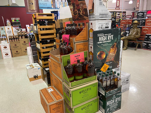 Liquor Store «Austin Liquors», reviews and photos, 20 Boston Turnpike, Shrewsbury, MA 01545, USA