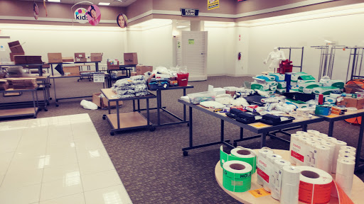 Shopping Mall «Watchung Square Mall», reviews and photos, 1515 US-22, Watchung, NJ 07069, USA