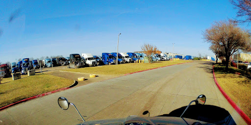 Trucking Company «Werner Enterprises, Inc.», reviews and photos, 8701 Peterbilt Ave, Dallas, TX 75241, USA