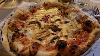 Pizza du Restaurant La Casa à Vallon-Pont-d'Arc - n°9