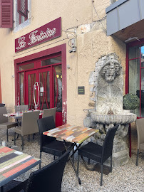 Atmosphère du Restaurant La Fontaine à Bagnères-de-Bigorre - n°5