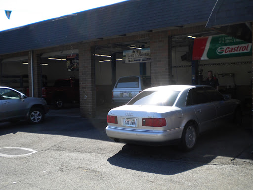 Auto Repair Shop «Landing Auto Service», reviews and photos, 541 Park Ave N, Renton, WA 98057, USA