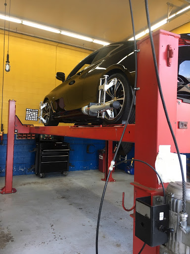Auto Repair Shop «Safe Auto Service», reviews and photos, 281 E Main St, Meriden, CT 06450, USA
