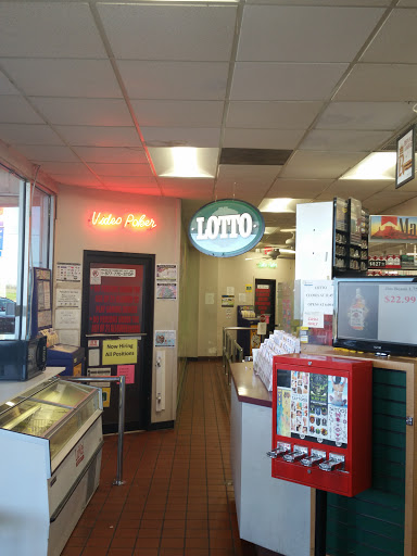 Liquor Store «Delta Discount Wine and Spirits», reviews and photos, I-20 Exit 186, Delta, LA 71233, USA