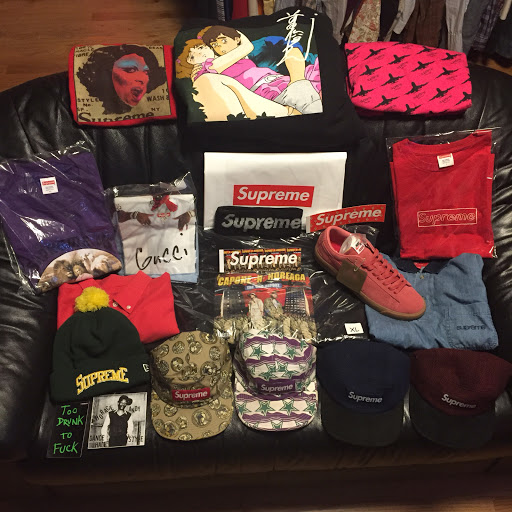 Thrift Store «Lucky Dog Clothing», reviews and photos, 8201 Greenwood Ave N, Seattle, WA 98103, USA