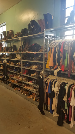 Used Clothing Store «Buffalo Exchange Charlotte», reviews and photos, 1521 Central Ave, Charlotte, NC 28205, USA