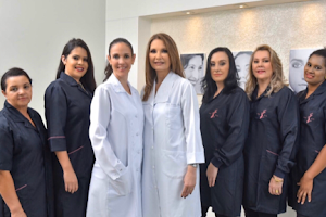 Centro Dermatológico de Cascavel -Dra LucianeHyppolito dos Santos image
