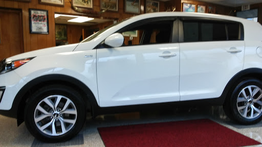 Used Car Dealer «Edinburg Motors», reviews and photos, 517 N Main St, Edinburg, VA 22824, USA