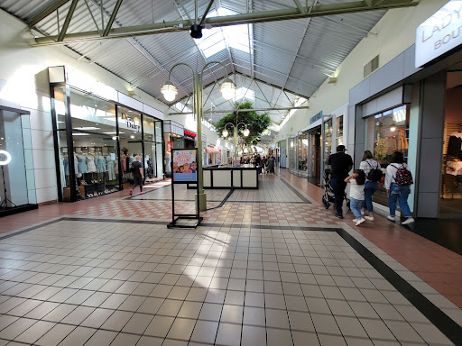 Yuba Sutter Mall, 1215 Colusa Ave, Yuba City, CA 95991, USA, 