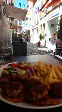 Plats et boissons du Restaurant turc Kebab Istanbul à Antibes - n°3