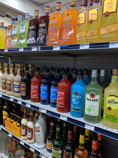 Liquor Store «Rabbitttown Beverage Warehouse», reviews and photos, 2318 Old Cornelia Hwy, Gainesville, GA 30507, USA