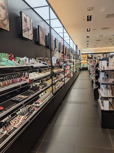 Cosmetics Store «SEPHORA», reviews and photos, 803 Friendly Center Rd b, Greensboro, NC 27408, USA