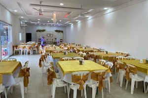 El Rincon Familiar - Salón de eventos image