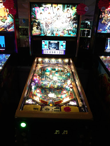 Shopping Mall «Great Valley Shopping Center», reviews and photos, 81 Lancaster Ave, Malvern, PA 19355, USA