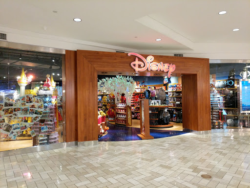 Toy Store «Disney Store», reviews and photos, 1961 Chain Bridge Rd, McLean, VA 22102, USA