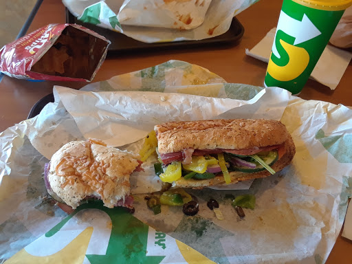 Restaurant «SUBWAY®Restaurants», reviews and photos, 507 S Roosevelt Dr, Seaside, OR 97138, USA