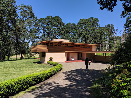 Resort «Oregon Garden», reviews and photos, 879 W Main St, Silverton, OR 97381, USA