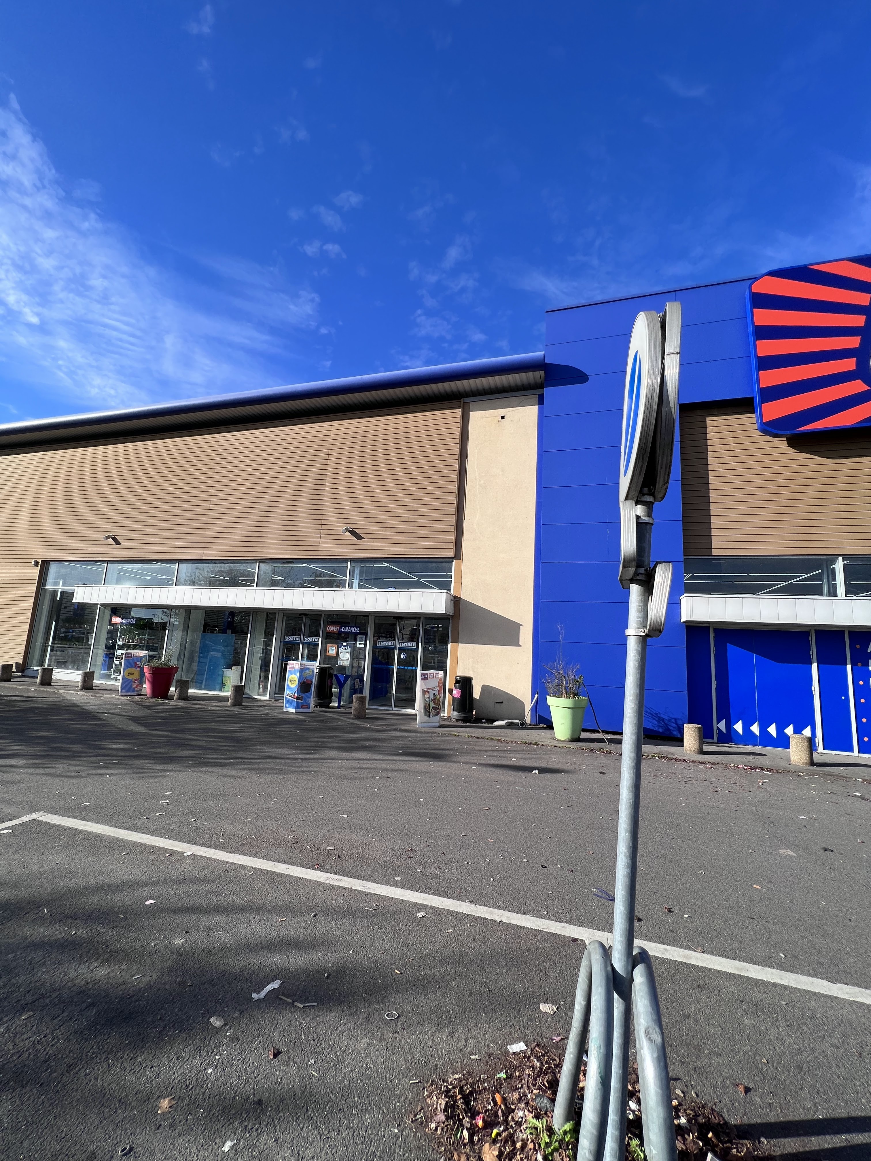 Photo n° 2 de l'avis de Abbes.o fait le 25/09/2023 à 17:47