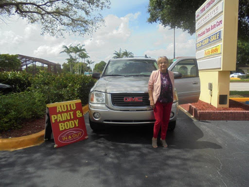 Auto Body Shop «IN & OUT AUTO BODY», reviews and photos, 6464 W Commercial Blvd, Lauderhill, FL 33319, USA