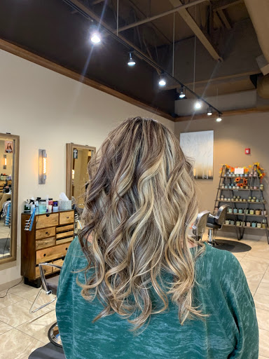 Beauty Salon «Artizan Salon», reviews and photos, 21430 SW Langer Farms Pkwy #152, Sherwood, OR 97140, USA