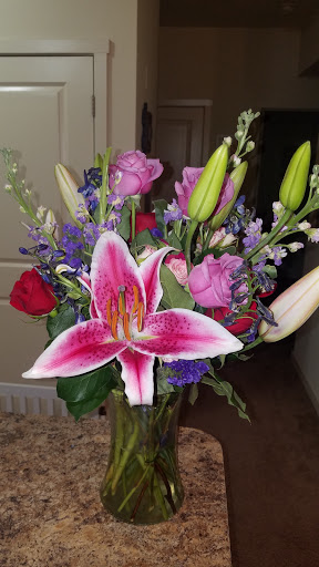 Florist «1-800-FLOWERS | The Flower Gallery», reviews and photos, 108 Wood Ave, Linden, NJ 07036, USA