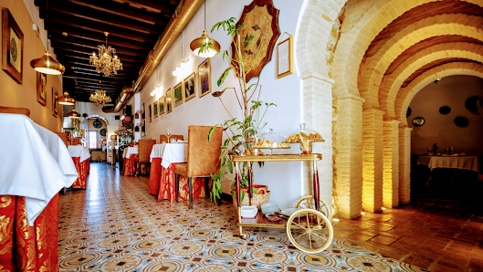 Aljibe Restaurante | Arcos de la Frontera C. Cta. de Belén, 10, 11630 Arcos de la Frontera, Cádiz, España
