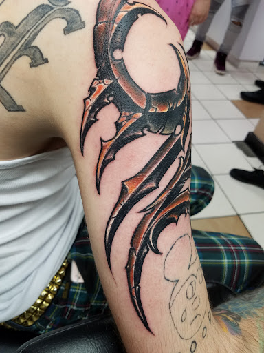 Tattoo Shop «Las Vegas Tattoo Co», reviews and photos, 1829 E 7th Ave, Tampa, FL 33605, USA