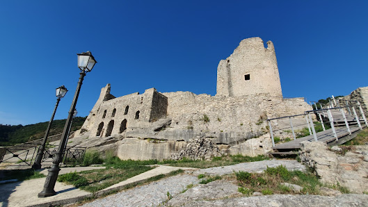 Castello di Cleto - Castello Medioevale di Petramala 87030 Cleto CS, Italia