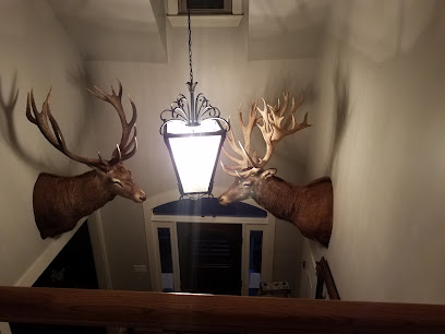 Jerry's Taxidermy & Deer