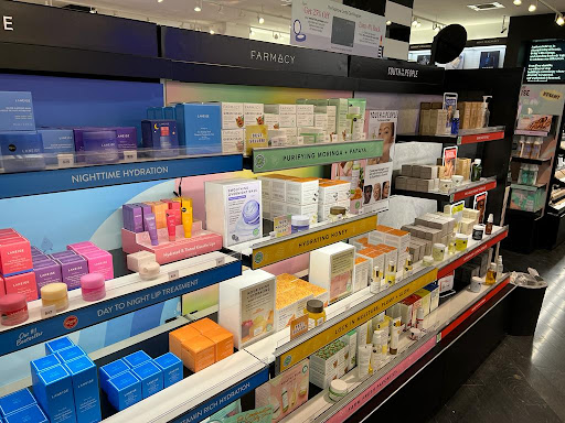 Cosmetics Store «SEPHORA», reviews and photos, 30 Mall Dr W, Jersey City, NJ 07310, USA