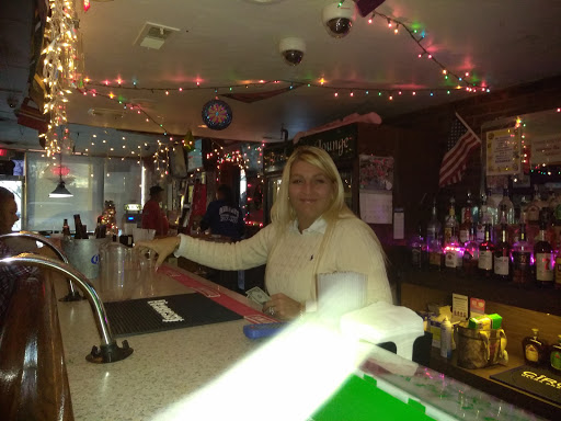 Lounge «BreakAway Lounge», reviews and photos, 1058 Country Club Rd, Columbus, OH 43227, USA