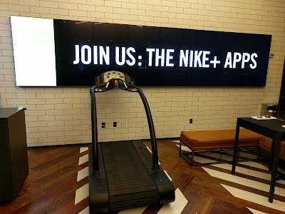 Photos of Nike Running Flatiron
