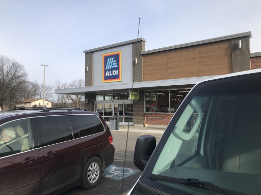 Supermarket «ALDI», reviews and photos, 1187 W High Ave, New Philadelphia, OH 44663, USA