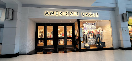 Clothing Store «AEO & Aerie Store», reviews and photos, 825 Dulaney Valley Rd #116, Towson, MD 21204, USA