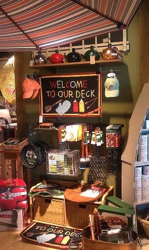 Home Goods Store «Plow & Hearth», reviews and photos, 1628 Laskin Rd #706, Virginia Beach, VA 23451, USA