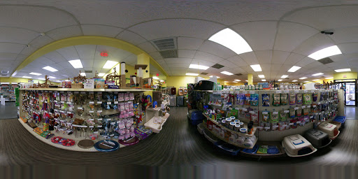 Pet Supply Store «Our Pet World», reviews and photos, 380 Semoran Commerce Pl, Apopka, FL 32703, USA