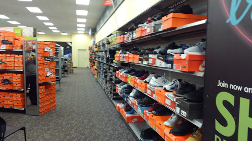 Shoe Store «Shoe Carnival», reviews and photos, 466 Pinnacle Pkwy, Bristol, TN 37620, USA