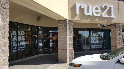 Clothing Store «rue21», reviews and photos, 2223 SE Tualatin Valley Hwy, Hillsboro, OR 97123, USA