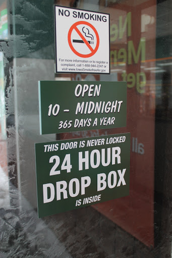 Movie Rental Store «Family Video», reviews and photos, 1531 32nd St NE, Cedar Rapids, IA 52402, USA