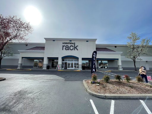 Department Store «Nordstrom Rack Tanasbourne Town Center», reviews and photos, 18100 NW Evergreen Pkwy, Beaverton, OR 97006, USA