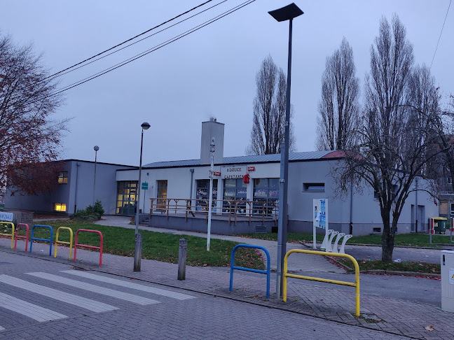 Beoordelingen van Piscine Communale de Saint Georges sur Meuse in Hoei - Sportcomplex