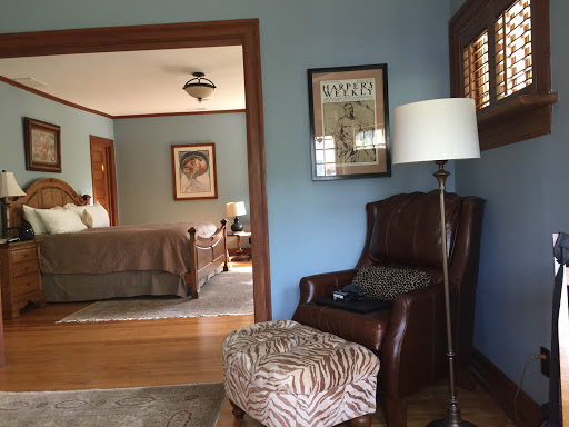 Bed & Breakfast «Showers Inn Bed & Breakfast», reviews and photos, 430 N Washington St, Bloomington, IN 47404, USA