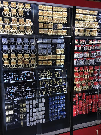 Wig Shop «Crown Wigs & Beauty Supplies», reviews and photos, 1098 N Waterman Ave, San Bernardino, CA 92410, USA