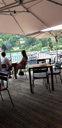 Atmosphère du Restaurant Le 1903 à Talloires-Montmin - n°18