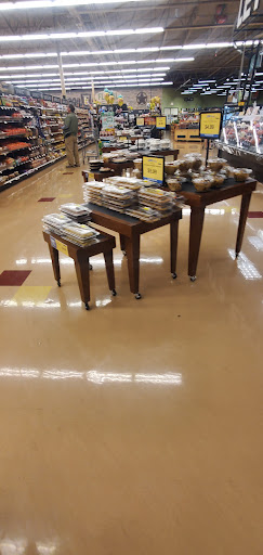 Supermarket «Food City», reviews and photos, 300 Market Dr, Lenoir City, TN 37771, USA