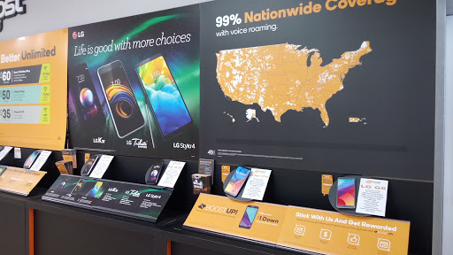 Cell Phone Store «Boost Mobile Store by Yakety Yak Wireless», reviews and photos, 9904 Old Baymeadows Rd, Jacksonville, FL 32256, USA